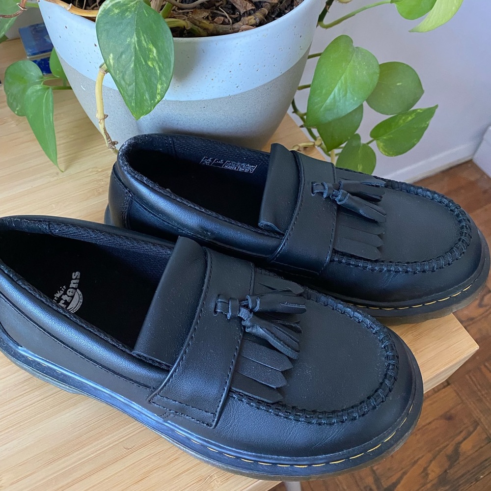 Youth ADRIAN Y DR MARTENS Black Tassel Loafers. Worn outside once.